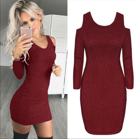 Dresses & Skirts - NWT Women’s Cold Shoulder runs small 🎀last one💕
